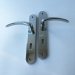 Klika-klika MIRIAM 8410, dlouhý štít, pro dózický klíč, trn 8 mm, rozteč 72 mm, chrom lesk